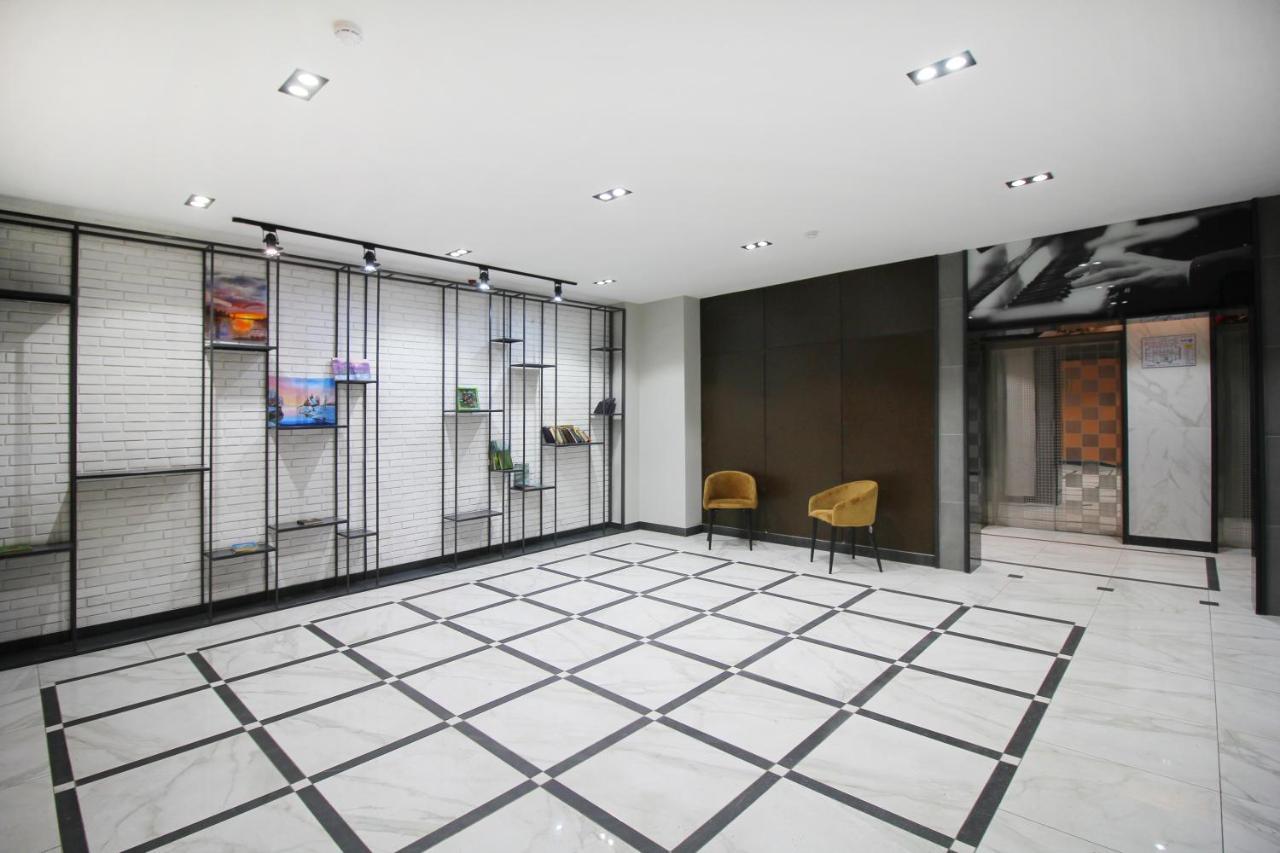 Стильные Апартаменты В Лучшем Жк Almaty Exterior photo